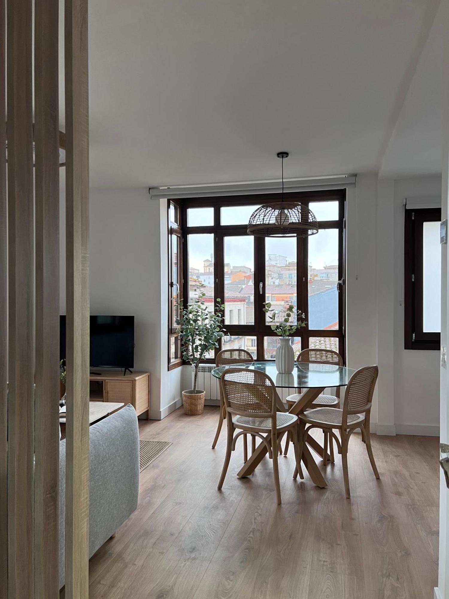Apartment Numancia Soria