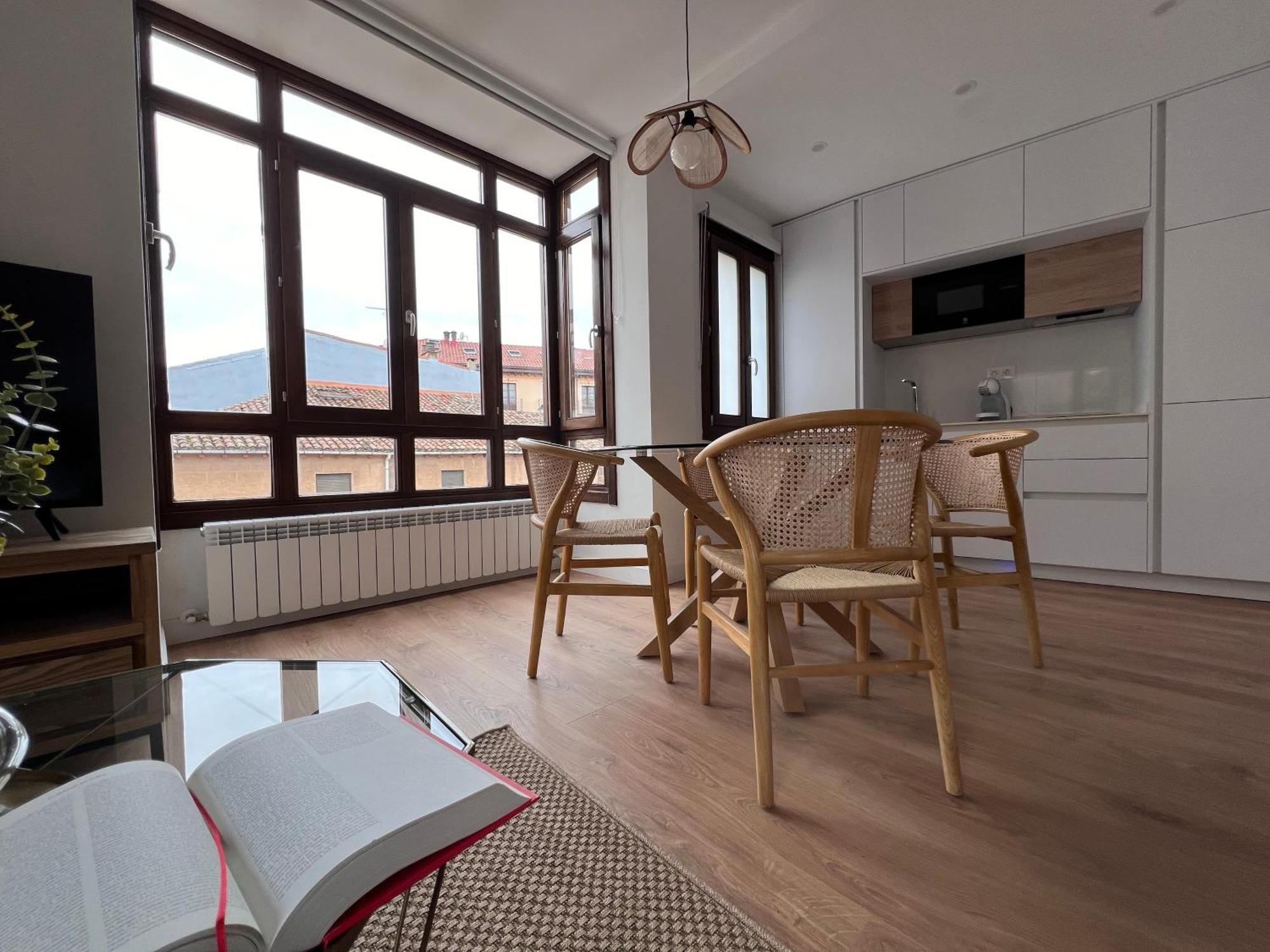 Numancia Apartment *